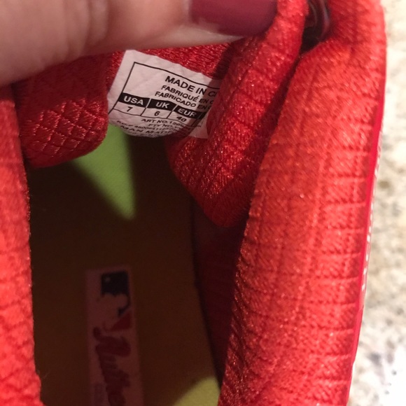 Under Armour “Heater” cleats - red / white - Picture 8 of 8